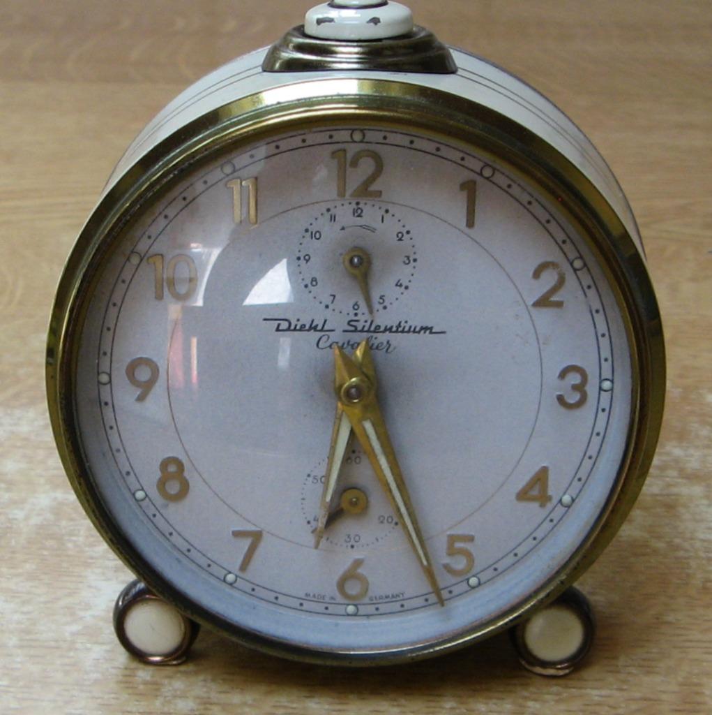 Zelzame wekker Diehl Selentium Cavalier - werkt, Ophalen of Verzenden, Gebruikt, Analoog