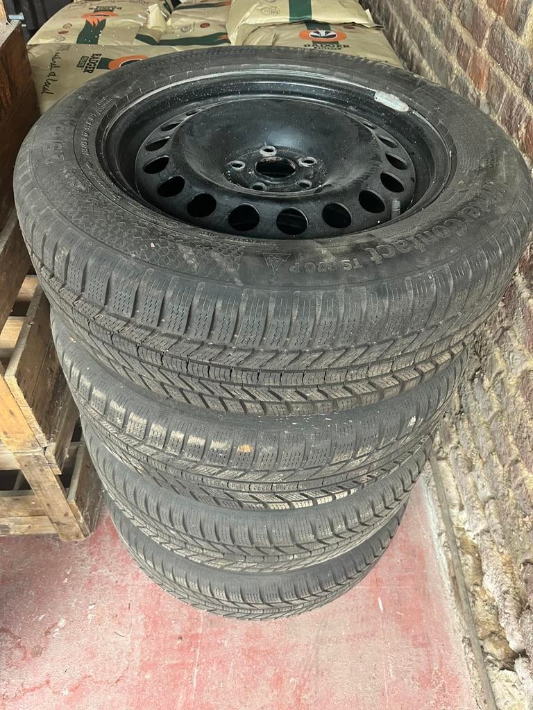 Jantes hiver 215/65R17 99H continental pour tiguan, Autos : Pièces & Accessoires, Pneus & Jantes, Pneus et Jantes, Véhicule de tourisme