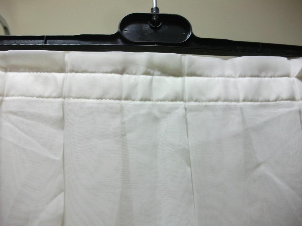 Reeks witte glasgordijnen op plooien gestikt, Ophalen of Verzenden, Gebruikt, Wit