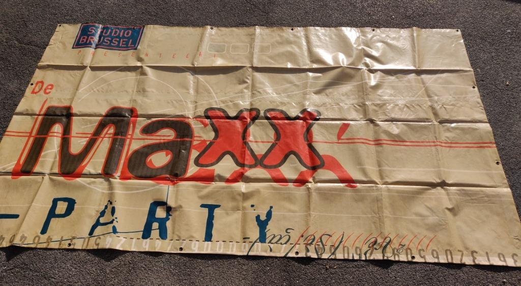 Groot zeil Studio Brussel De Maxx Party, Muziek en Instrumenten, Ophalen, Gebruikt