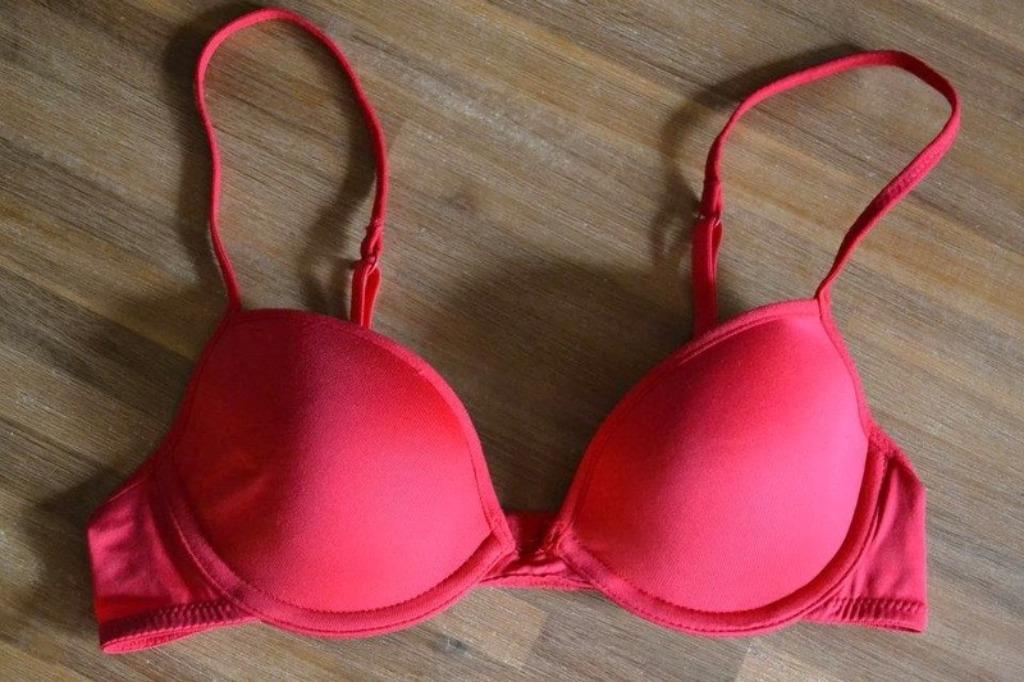 Nieuwe BH rood rouge, Enlèvement ou Envoi, Rouge, Soutien-gorge
