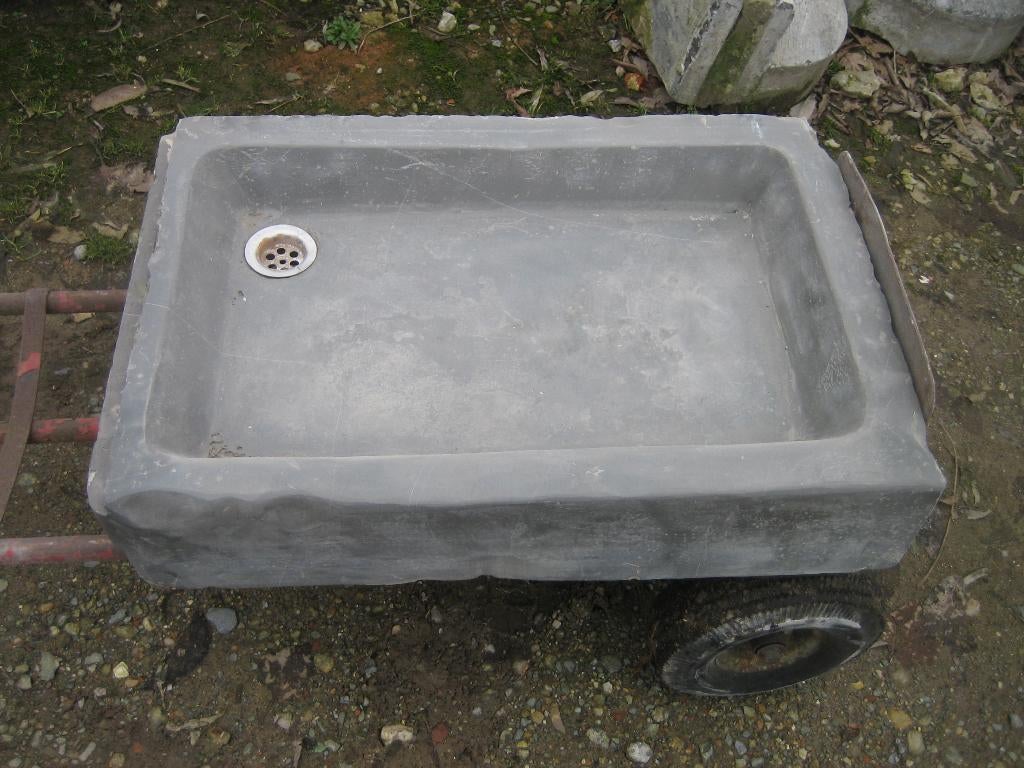 mooie oude leistenen arduinen pompbak,gootsteen, Antiek en Kunst, Curiosa en Brocante, Ophalen