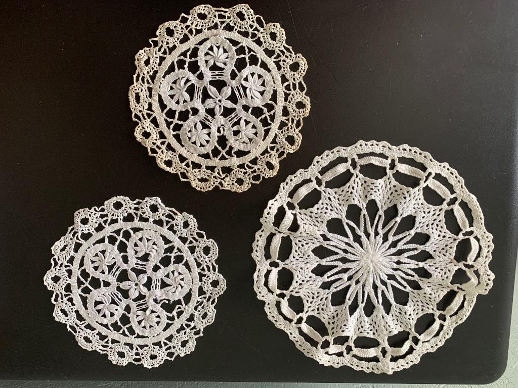 Petits napperons au crochet vintage, Antiquités & Art, Enlèvement ou Envoi