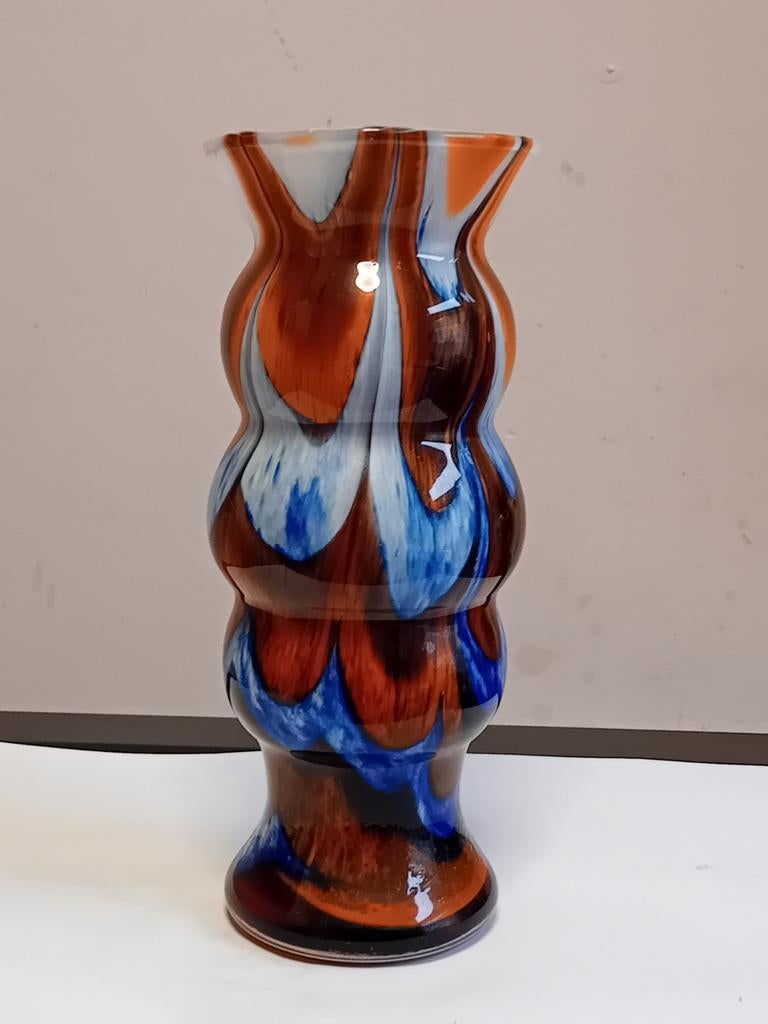 Florence Carlo Moretti Murano kleine vaas in opaline, Antiek en Kunst, Ophalen of Verzenden