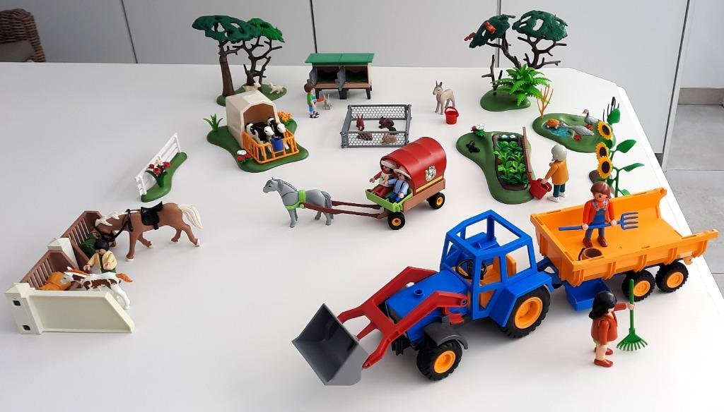 Playmobil tractor paard met aanhangwagen en paarden met stal, Kinderen en Baby's, Speelgoed | Playmobil, Ophalen of Verzenden