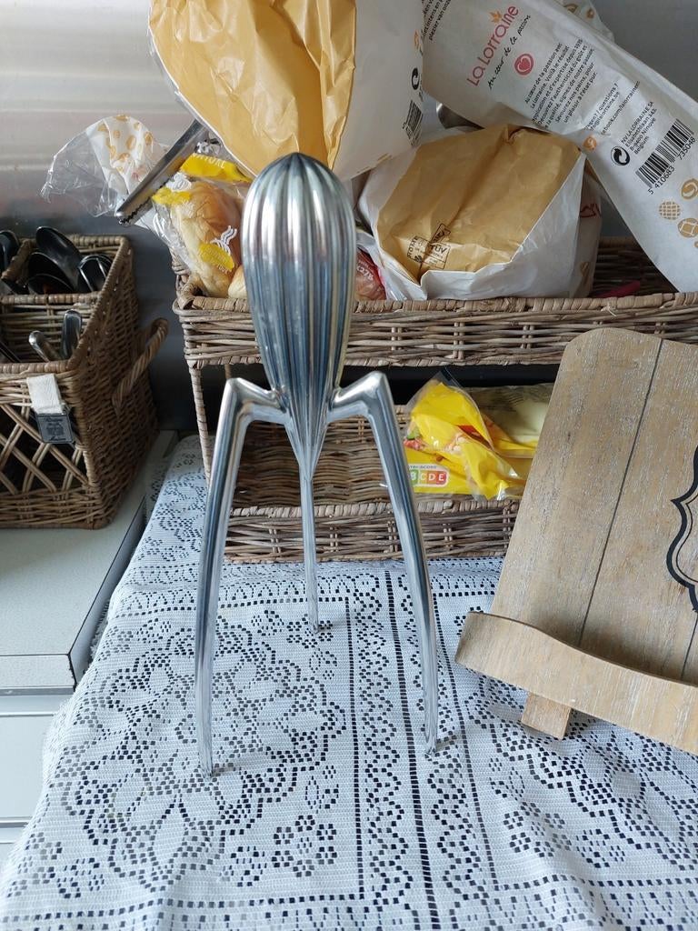 Presse-fruits Alessi Philippe Starck, Maison & Meubles, Enlèvement ou Envoi, Comme neuf