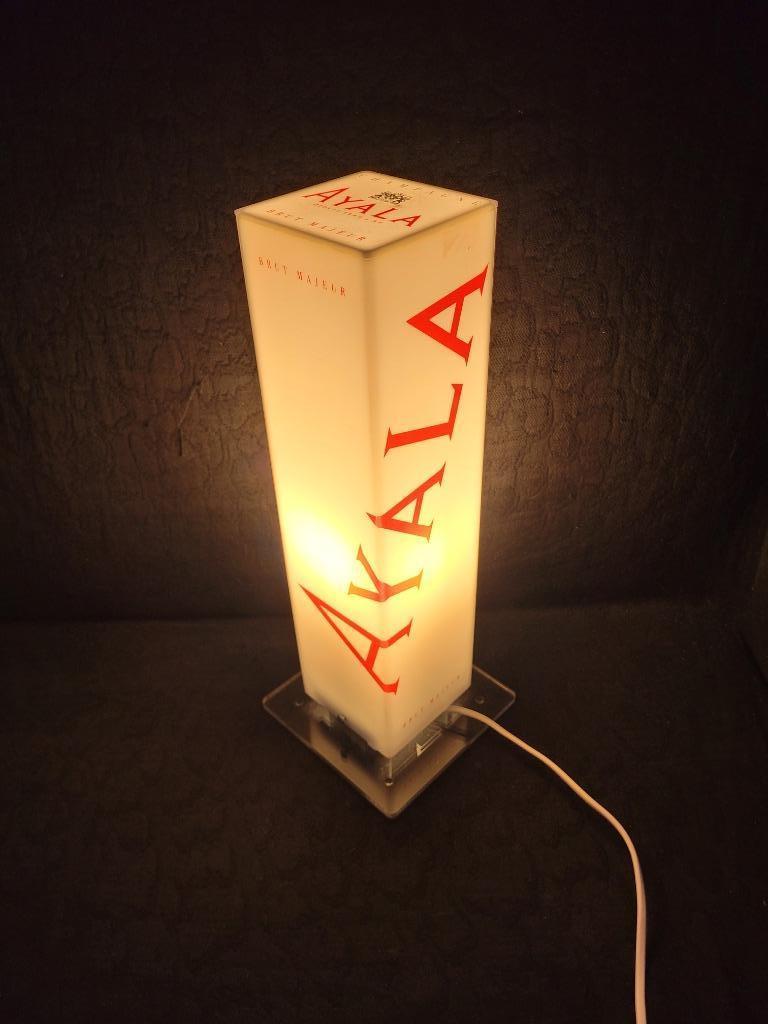 lampe publicitaire champagne AYALA, Collections, Marques & Objets publicitaires, Enlèvement ou Envoi, Utilisé, Panneau publicitaire
