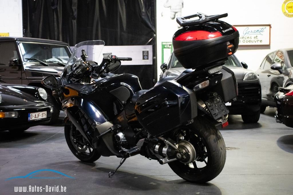 Kawasaki GTR 1400 ABS / HANDVAT VERWARMING / KTRC / KOFFERS, Motoren, Motoren | Kawasaki, 4 cilinders, Motorrijbewijs A, Bedrijf
