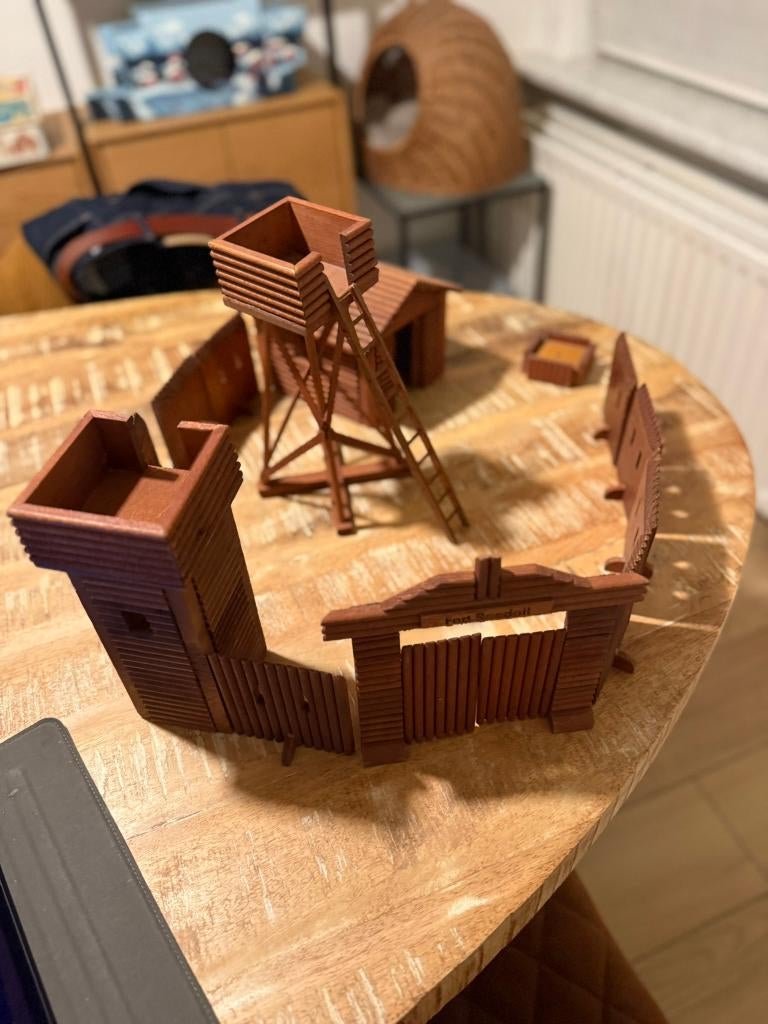 Fort en bois vintage des années 1960 Fort Randall, Enlèvement ou Envoi