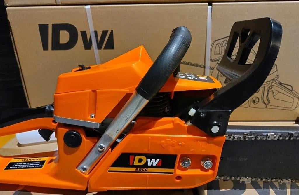 Différents nouveaux modèles de tronçonneuses à essence, Jardin & Terrasse, Enlèvement ou Envoi