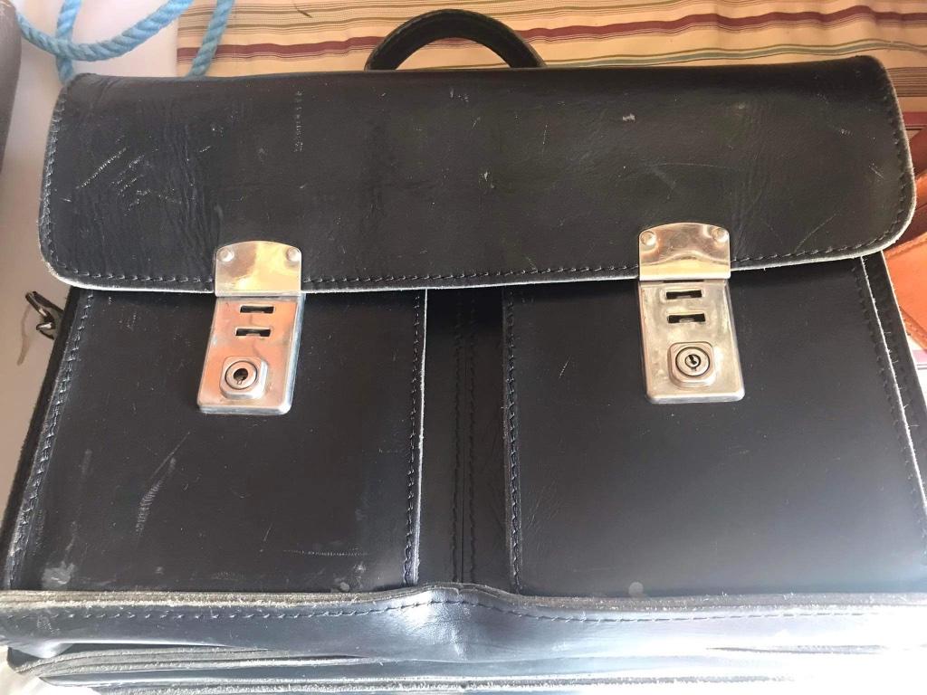 Oude tassen , dokterstas of schooltas, Handtassen en Accessoires, Ophalen of Verzenden, Gebruikt, Oranje