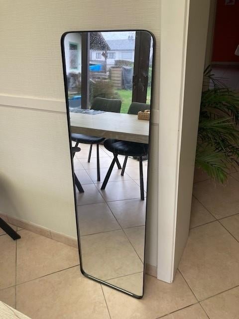 Miroir noir - état neuf, aucun coup ou griffe, Enlèvement ou Envoi, Comme neuf, 100 à 150 cm, Rectangulaire