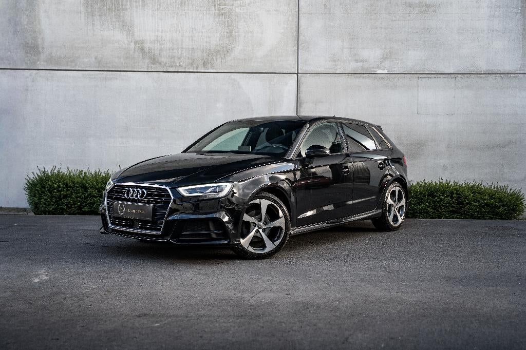 Audi A3 SPORTBACK 30 TFSI*S LINE*XENON*JANTES, Achat, Entreprise, Boîte manuelle, Noir