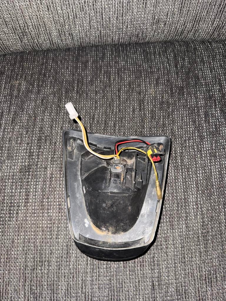 Vespa achterkoplamp, Fietsen en Brommers, Brommeronderdelen | Scooters, Ophalen of Verzenden, Zo goed als nieuw, Vespa