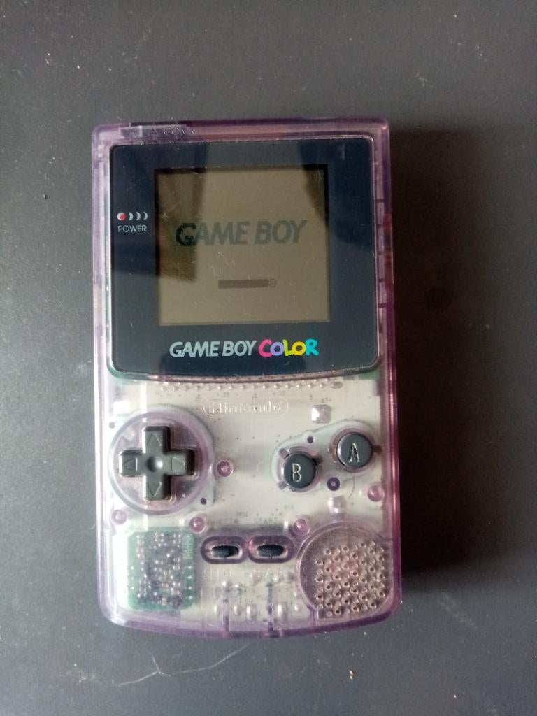 Nintendo Game Boy Color violet clair occasion, Games en Spelcomputers, Spelcomputers | Nintendo Game Boy, Ophalen of Verzenden