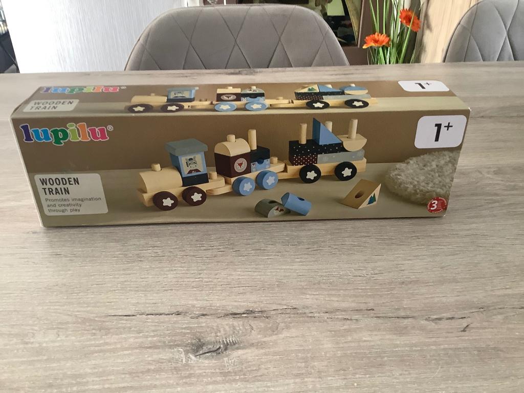 Petit train en bois (Nouveau) (12x40 cm), Enlèvement ou Envoi, Neuf, Jouet à Pousser ou Tirer