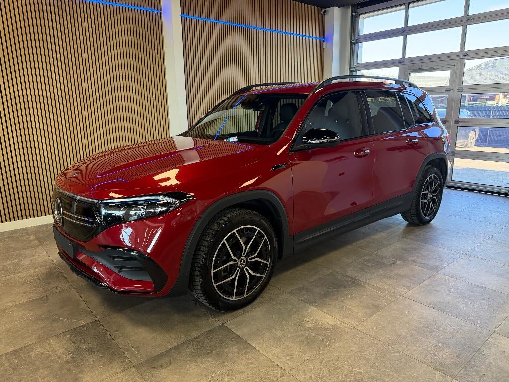 Mercedes EQB 350 4 matic AMG line adaptieve cruisecontrol, Autos, Mercedes-Benz, Rouge, 215 kW, Achat, Entreprise