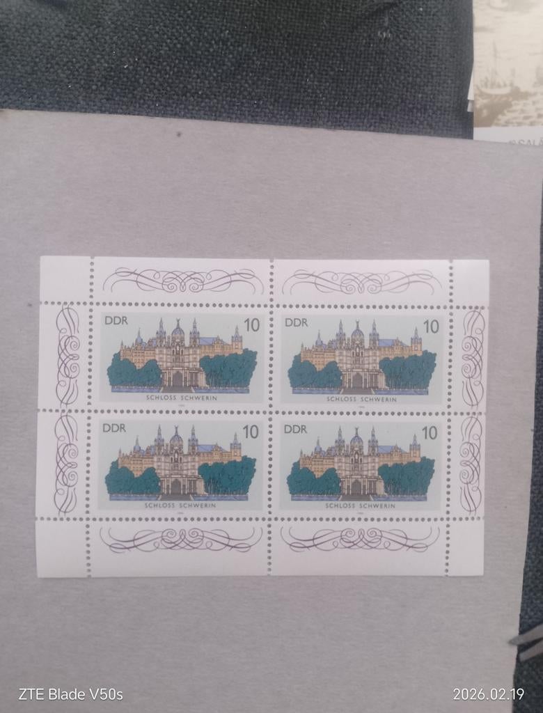 Postzegels gebouw DDR schloss Schwerin, Postzegels en Munten, Postzegels | Thematische zegels, Ophalen of Verzenden