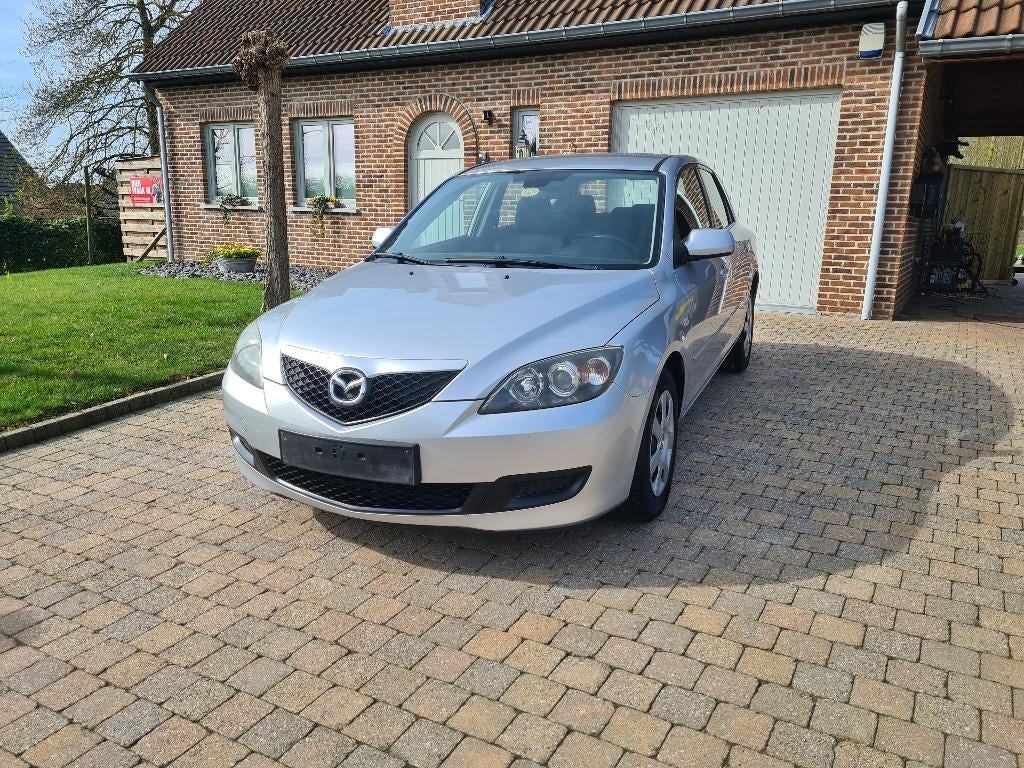 MAZDA 3, Auto's, Mazda, Voorwielaandrijving, Stof, Zwart, 4 cilinders