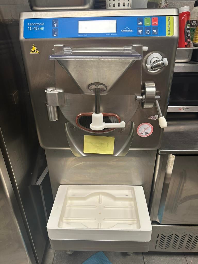 rofessionele Carpigiani batchvriezer – High Efficiency serie, Elektronische apparatuur, Ophalen, Zo goed als nieuw