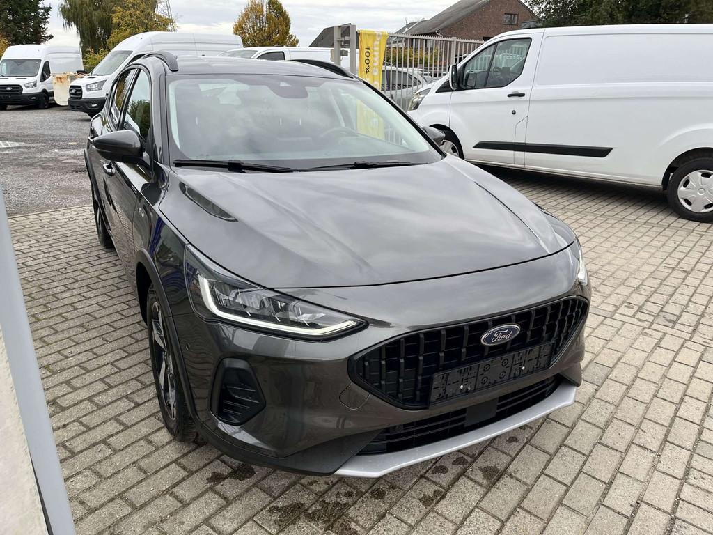 Ford Focus EcoBoost mHEV Active Design / WINTER PACK / DRIVE, Focus, Stof, Gebruikt, Euro 6