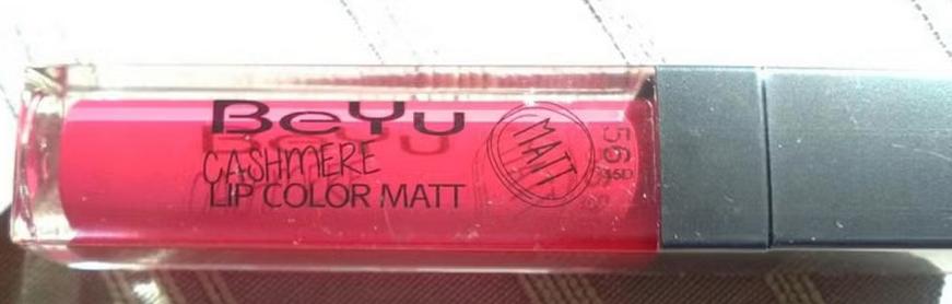 BeYu Cashmere lipkleur mat 56 rood vibraties NIEUW!, Handtassen en Accessoires, Uiterlijk | Cosmetica en Make-up, Lippen, Nieuw