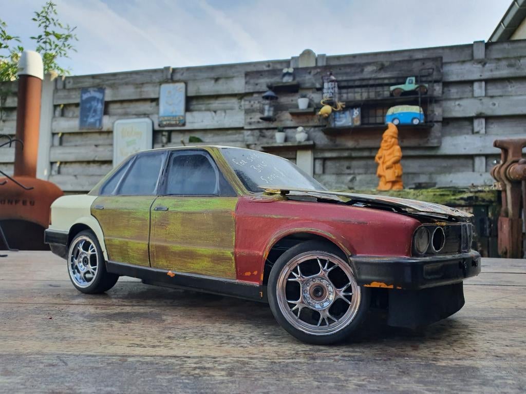 Rc drifter bmw e30 1.10, Ophalen