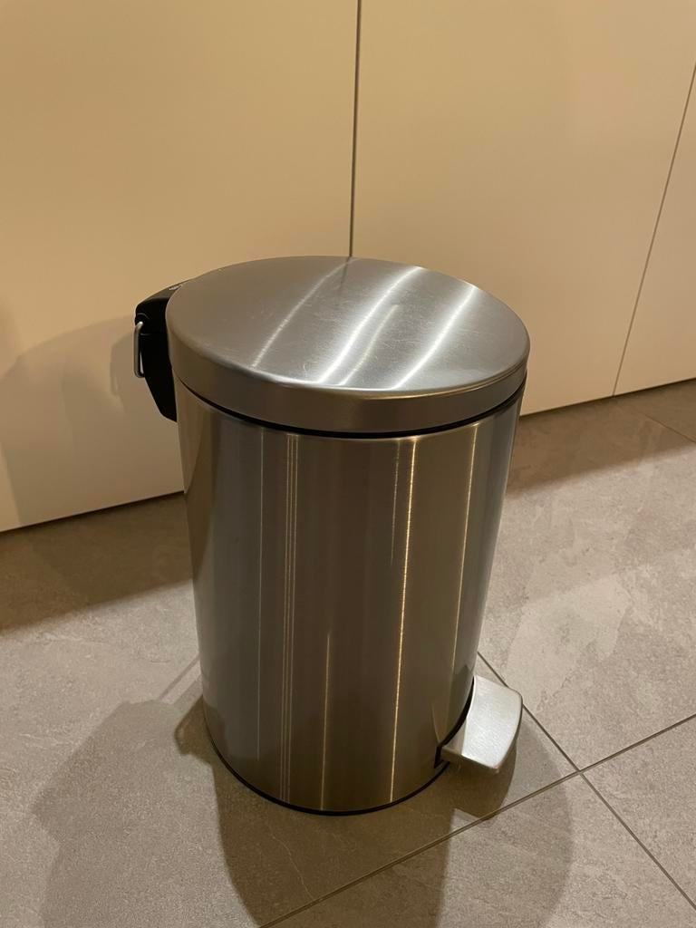 Brabantia Pedaal emmer 12 liter, Ophalen, Inox, Met pedaal, 50 tot 75 cm