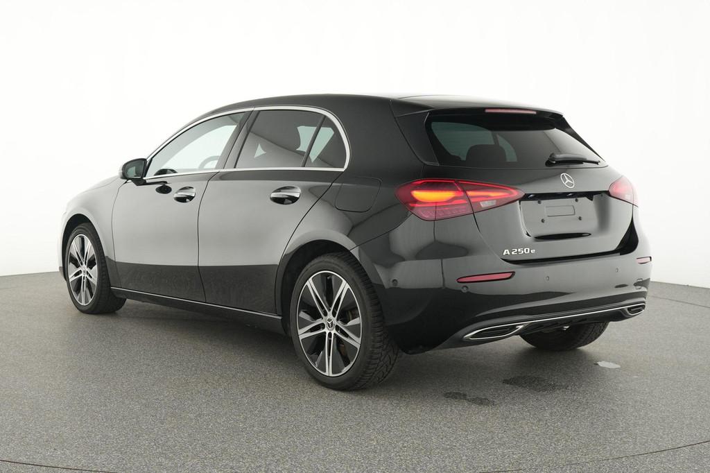 Mercedes-Benz A-klasse 250 e Hatchback Luxury Line | Panoram, Achat, Euro 6, Entreprise, 16 kWh