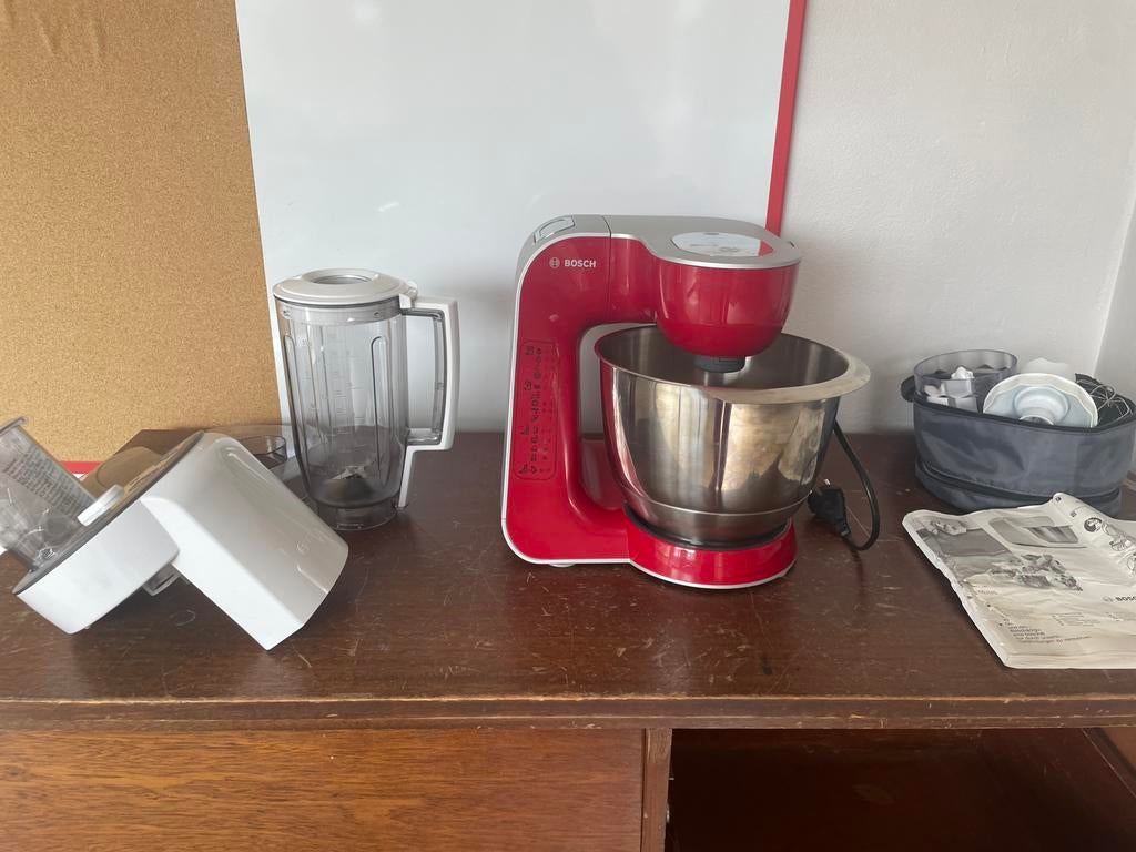 Keukenrobot Bosch MUM5, Elektronische apparatuur, Keukenmixers, Ophalen, Zo goed als nieuw