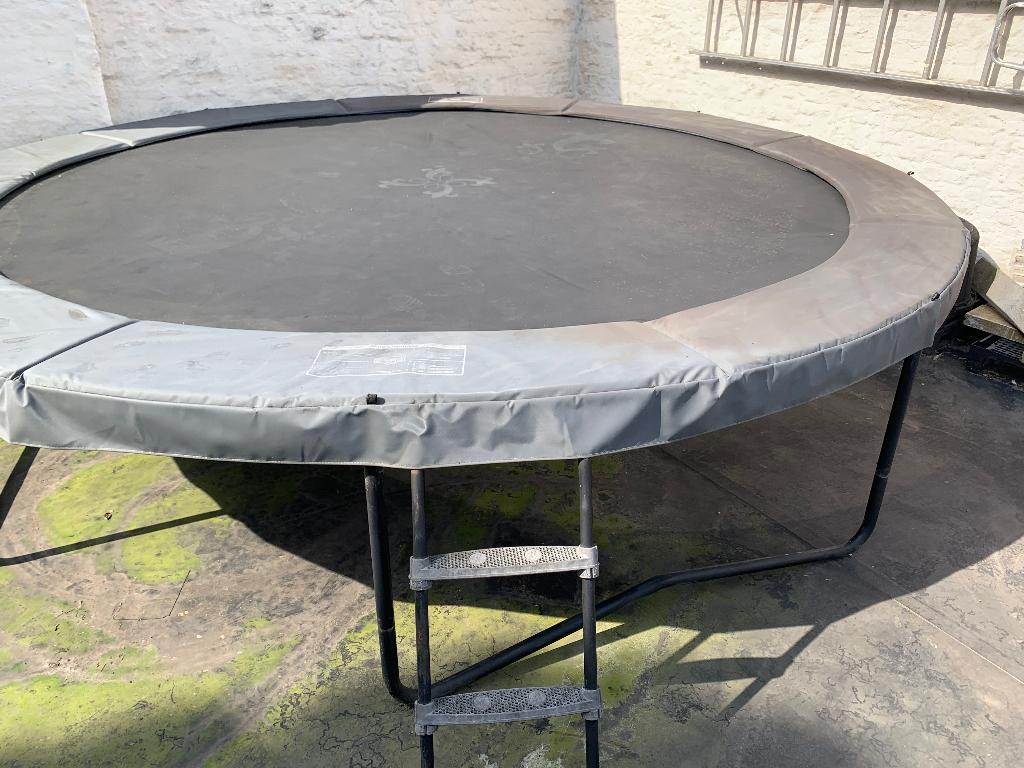 Berg Champion 4m30, Enlèvement, Utilisé