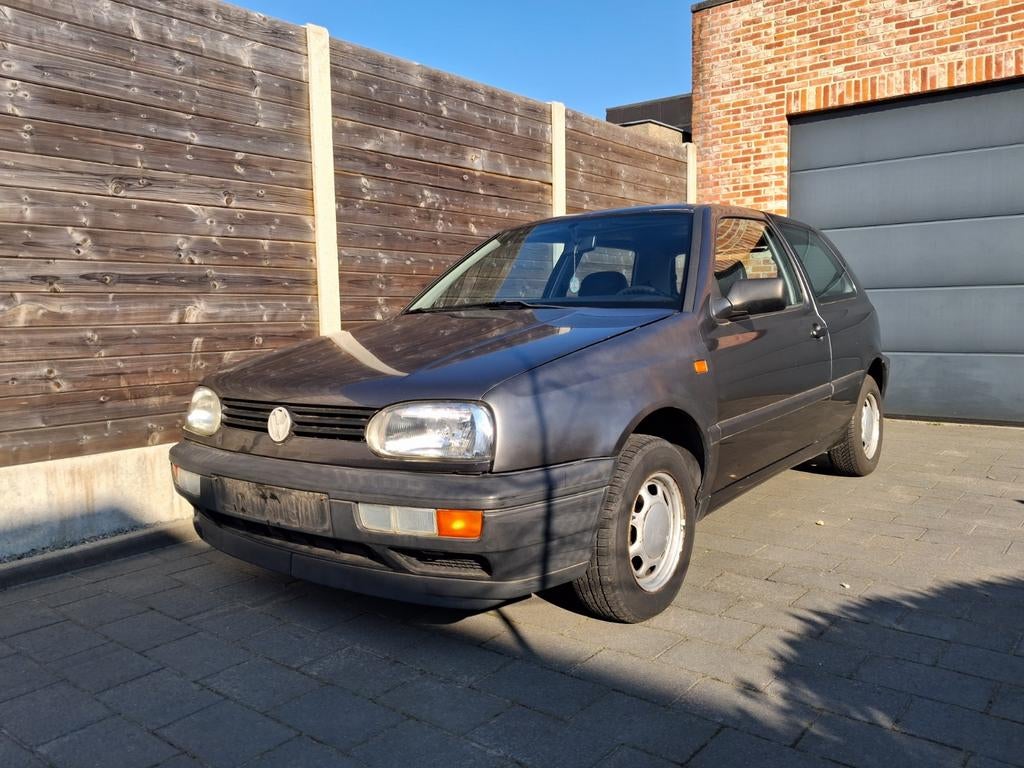Vw golf 3 bj 1992 1.8 1800cc benzine 90PK 66kW, Auto's, Volkswagen, Bedrijf, Golf, Radio, Te koop