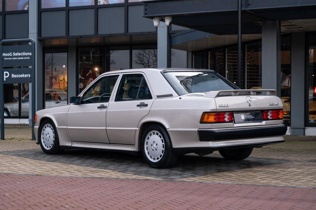 Mercedes-Benz 190 E 2.3-16 (bj 1986), Auto's, Lederen bekleding, Zwart, 2299 cc, Bedrijf