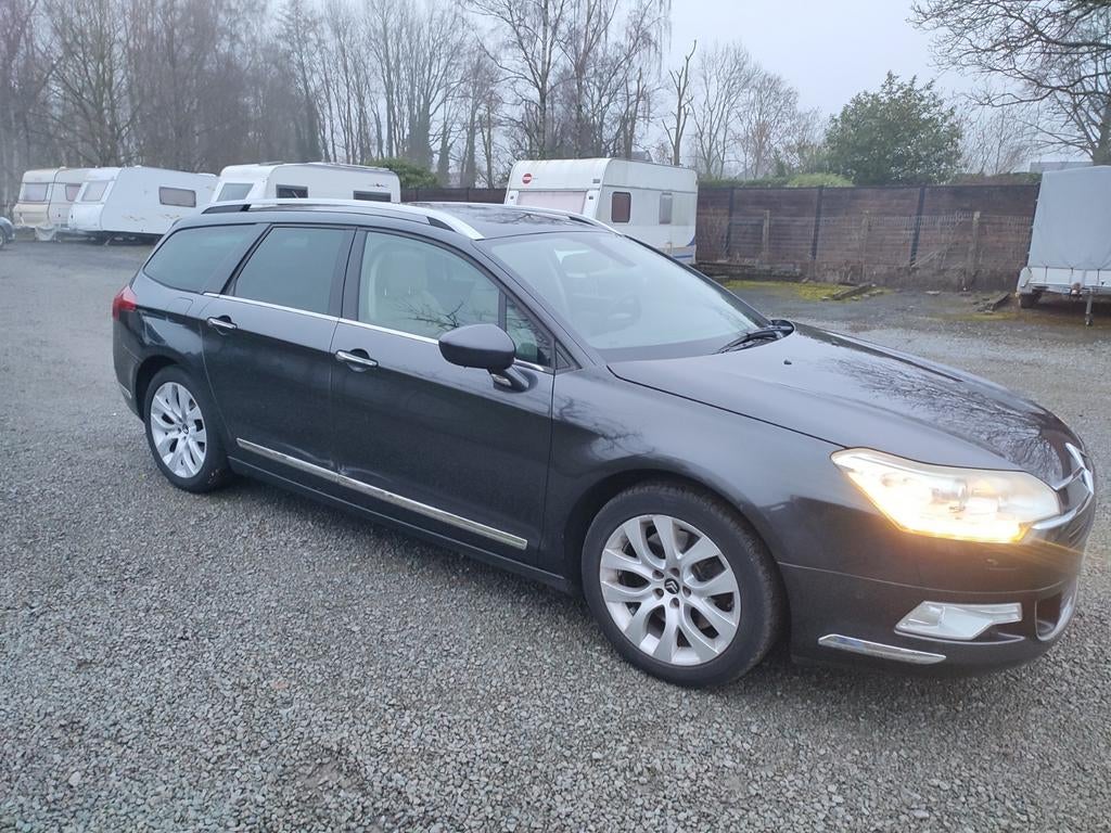 Citroën C5 Tourer 2.2 HDI 204 Exclusive 2011 Pano, Auto's, Citroën, Euro 5, Beige, 4 cilinders, Leder