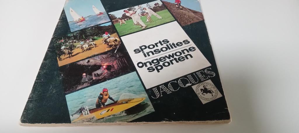 album sport insolite de Jacques dans son intégralité, Enlèvement ou Envoi, Utilisé, Livre d'images