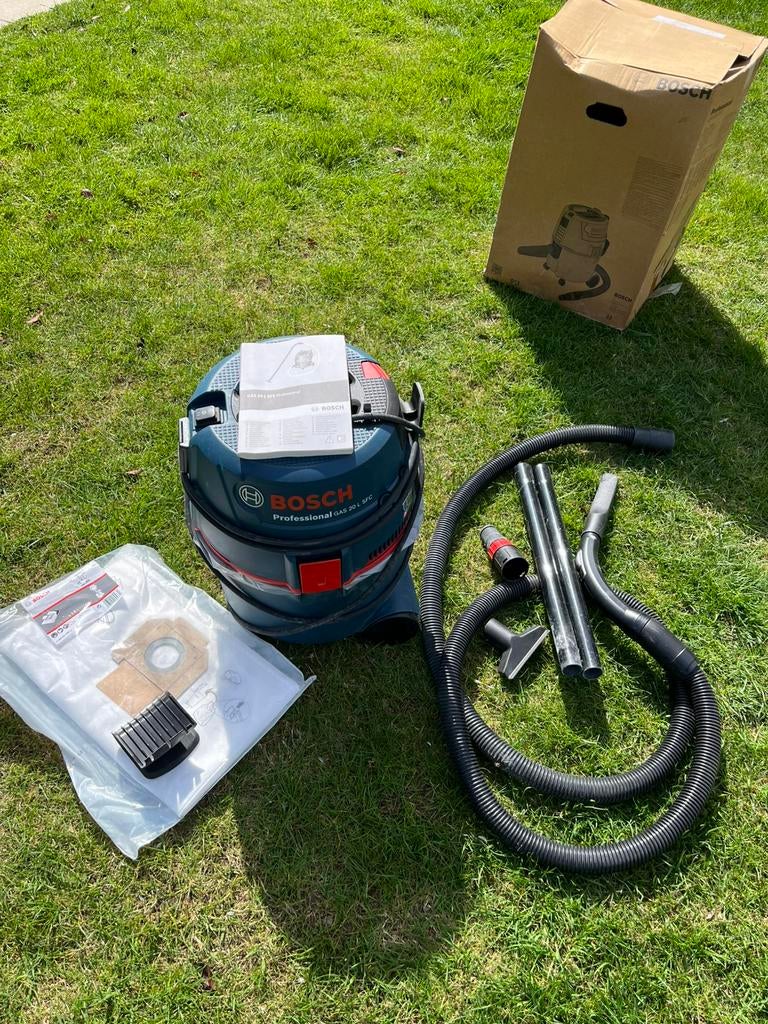Aspirateur Bosch professionnal Gas 20 L SFC, Bricolage & Construction, Enlèvement, Comme neuf