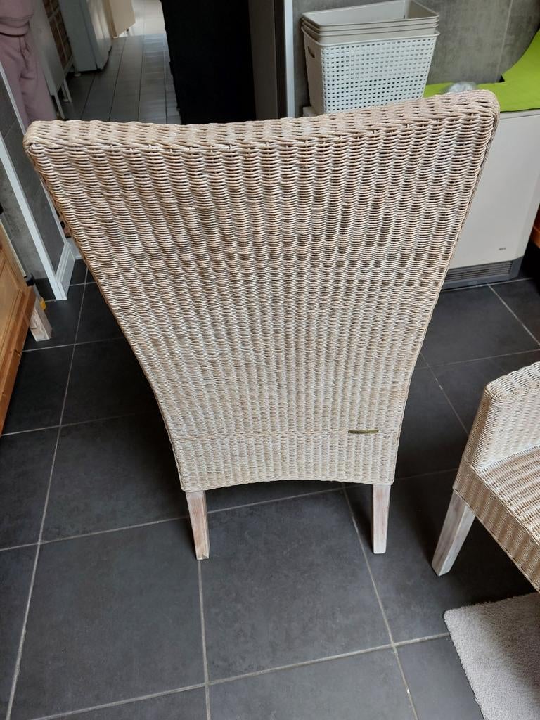 2 rieten stoelen nieuwstaat, Ophalen