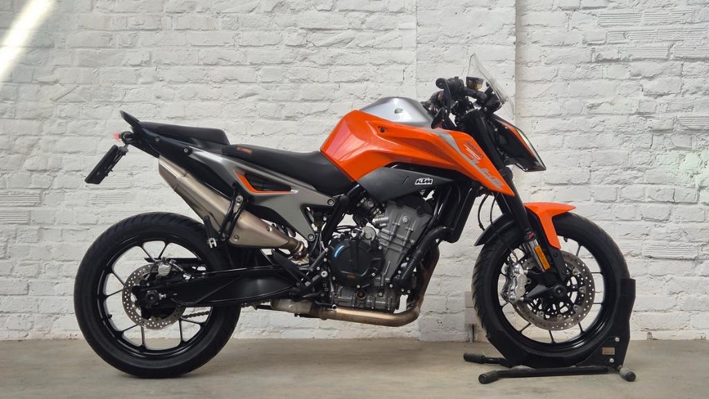 KTM 790 Duke 1ste Eigenaar Full Tech Pack @motomobilia, 2 cilinders, 790 cc, Motorrijbewijs A, Bedrijf