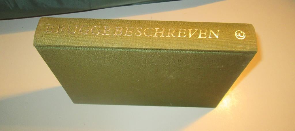 Beau livre - Décrit à Bruges - Fernand Bonneure, Enlèvement ou Envoi, Comme neuf