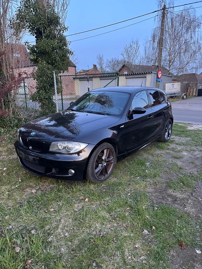 E87 118d m pakket, Auto's, BMW, Zwart, Leder, Particulier, Te koop