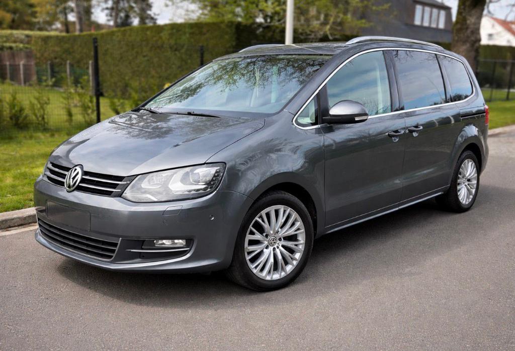 vw sharan 7 plaatst 2.0 Tdi dsg automaat full option, Autos, Volkswagen, Cuir, 7 places, Entretenue par le concessionnaire, Noir