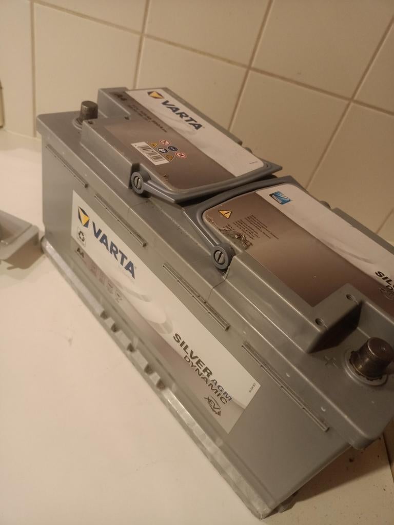 VARTA - Auto batterij Accu 105 Ah Start stop, Ophalen