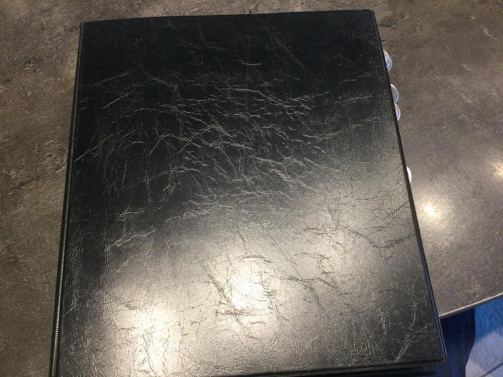 Album numismatique contenant 161 pièces anglaises, Enlèvement ou Envoi, Monnaie