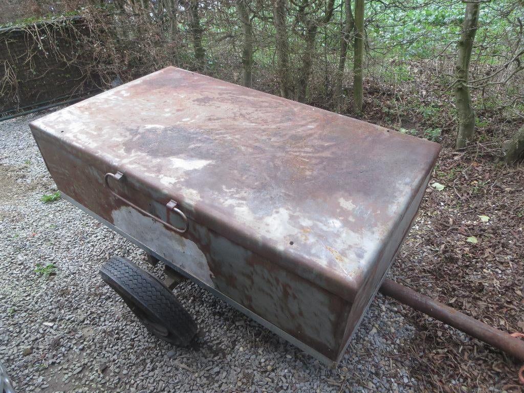 oude trailer moet opnieuw worden getypt, Ophalen, Gebruikt