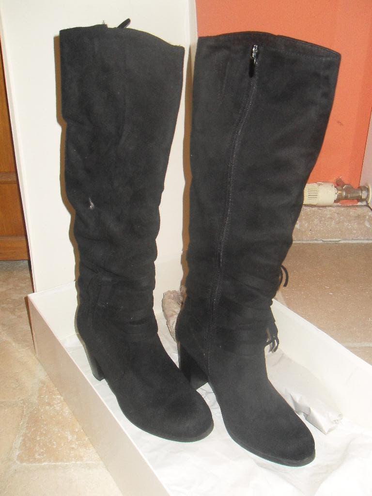 Dameslaarzen (4), Hoge laarzen, Zwart, Ophalen of Verzenden, Gedragen