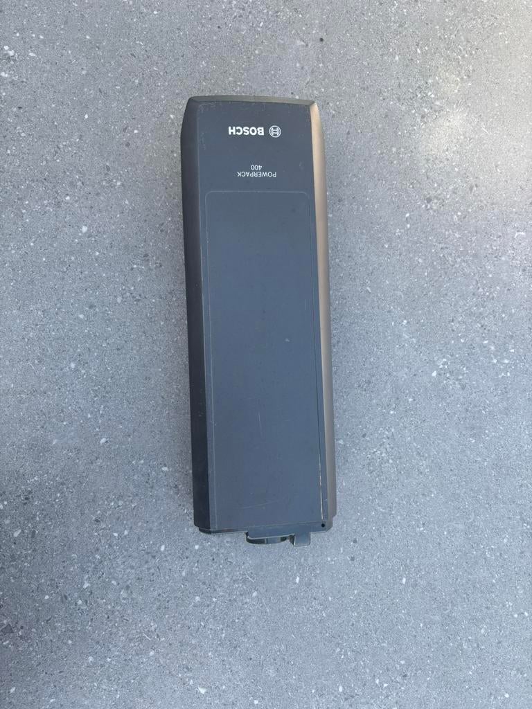 Deffecte bosch powerpack 400 pakdrager accu, Telecommunicatie, Mobiele telefoons | Batterijen en Accu's, Ophalen, Zo goed als nieuw