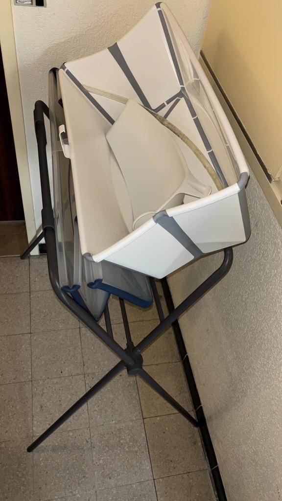 Baignoire bebe sur pieds, Enfants & Bébés, Bains & Soins, Enlèvement, Utilisé, Baignoire