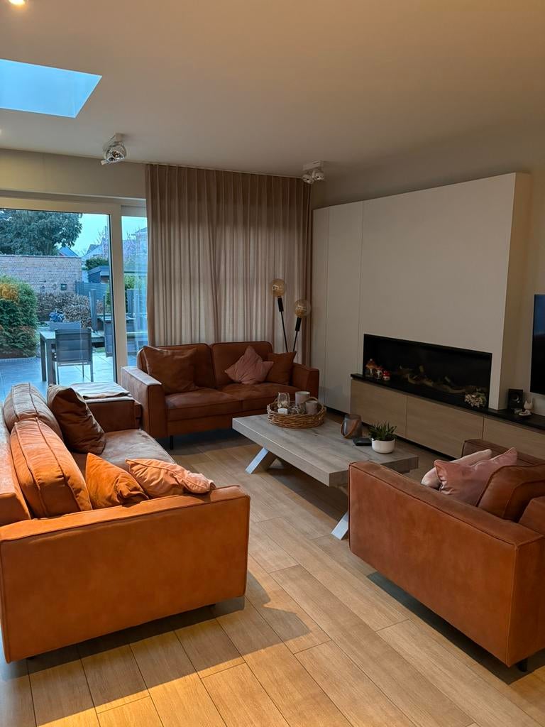 Woonkamer en eetkamer, Ophalen, Zo goed als nieuw