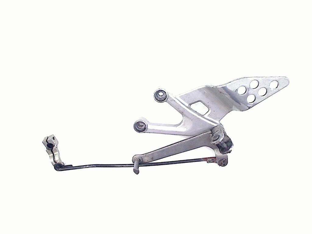 SCHETSPLAAT LINKS VOOR Yamaha, Motoren, Dhr. S. di Majo, Gebruikt, Info@cama-motorparts.nl, P.J. Troelstraweg 8 8
3144 CX  MAASSLUIS, NL