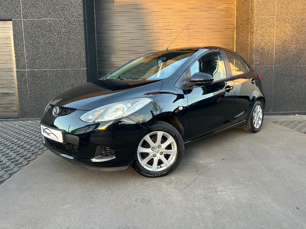 Mazda 2 1.3 benzine | navigatie | bluetooth | alu velgen, Auto's, Mazda, Voorwielaandrijving, Stof, Zwart, 5 deurs
